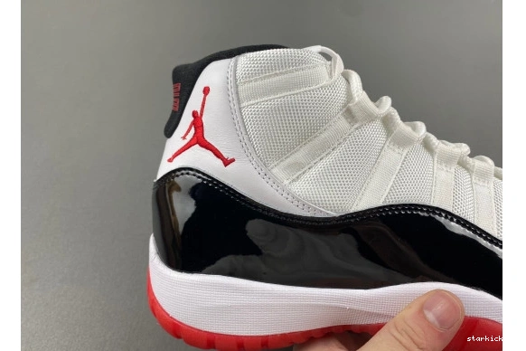 CT8012-106  11 High Jordan Retro Concord CT8012-106 Bred 0401